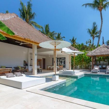 Villa Hidden Pearl, with private cook&pool Karangasem Buitenkant foto