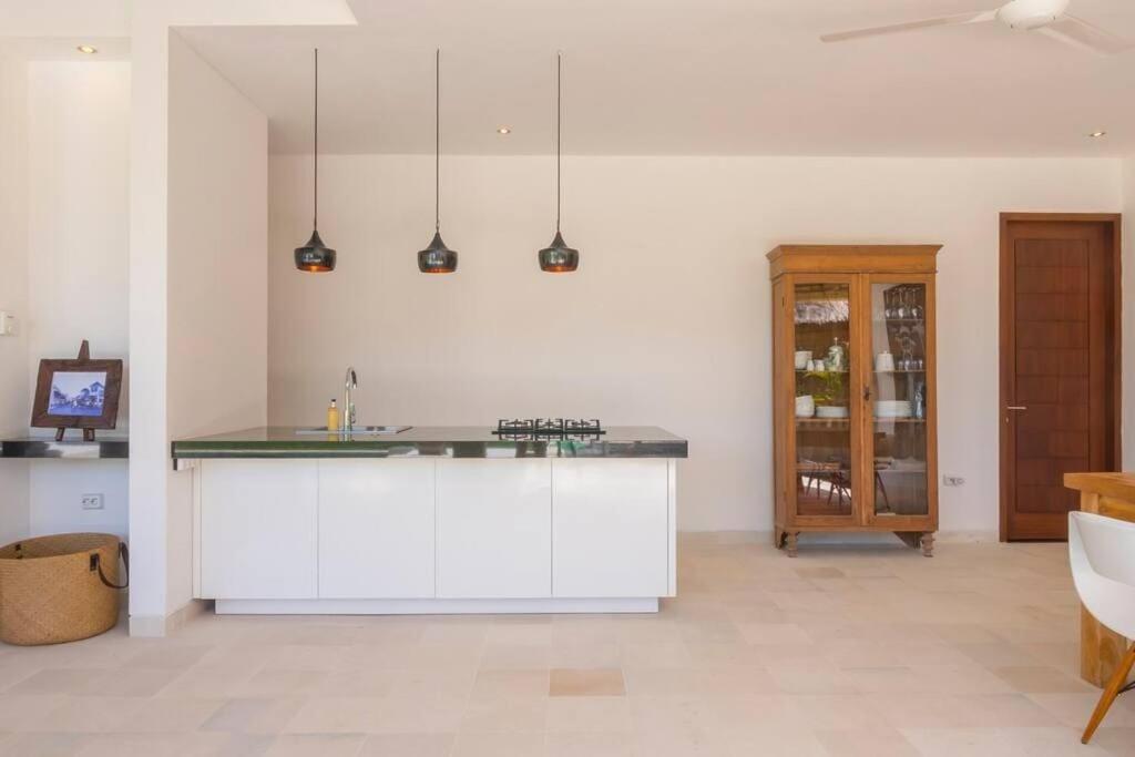 Villa Hidden Pearl, with private cook&pool Karangasem Buitenkant foto