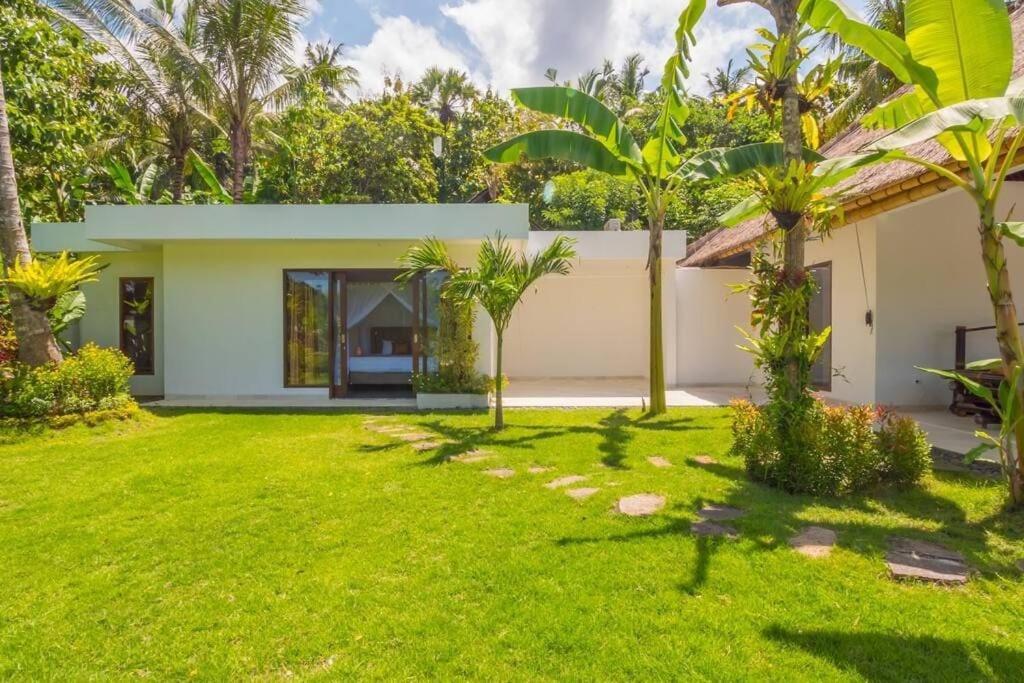 Villa Hidden Pearl, with private cook&pool Karangasem Buitenkant foto