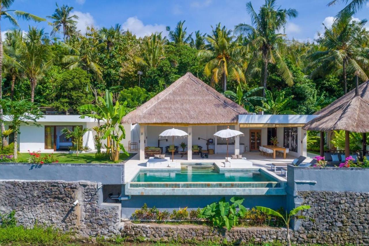 Villa Hidden Pearl, with private cook&pool Karangasem Buitenkant foto